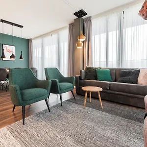 North By Yays Aparthotel